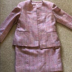 Fully lined women’s jacket and skirt